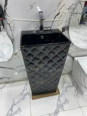 Executive Standing Basin
