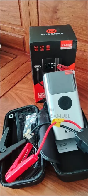 Car Emergency Jump Starter Multi-Functional Vehicle Air Pump