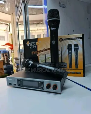 Original BNK X 37 2in1 Wireless Microphone With Frequency Changer.