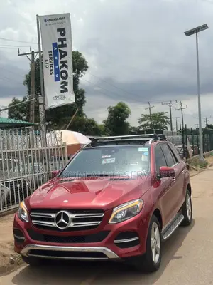 Mercedes-Benz GLE-Class GLE 350 2017 Red