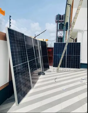 Jinko Solar 650watts/144cells Monocrystalline Panels