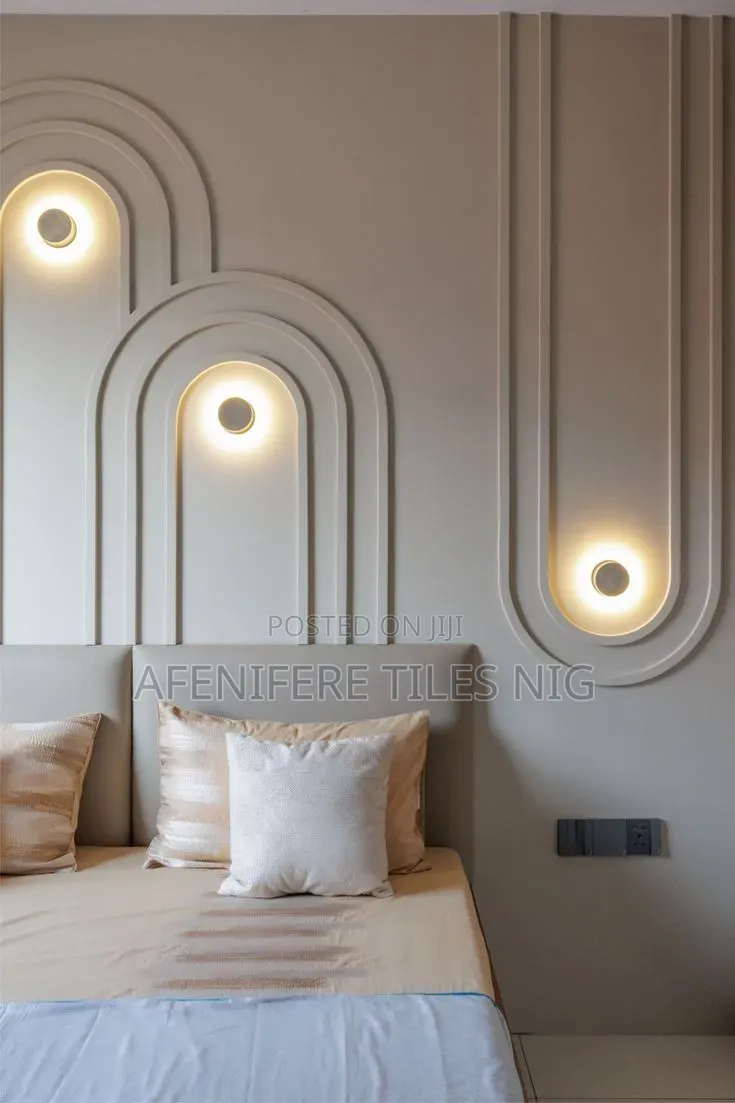 Curve Wainscoting Design