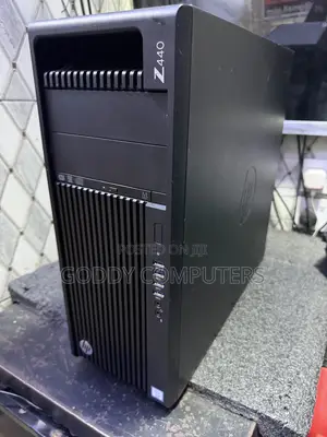 Desktop Computer HP Z440 32GB Intel Xeon HDD 1T
