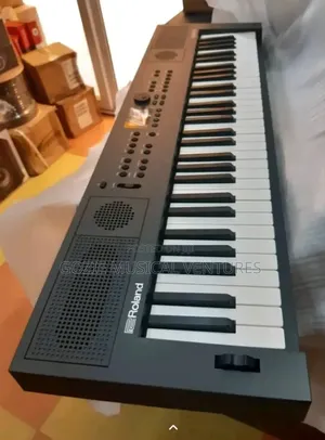 Roland Go:Keys 5 Music Creation Keyboard 61 Keys Core Engine