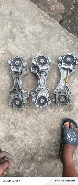 Gearbox Mountain for GLC 2020 Model Cube