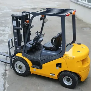 Un Forklift 3 Tons