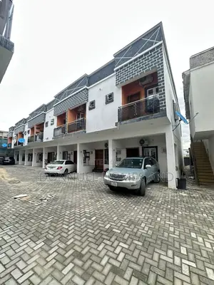 3bdrm Townhouse/Terrace in Ikota for sale
