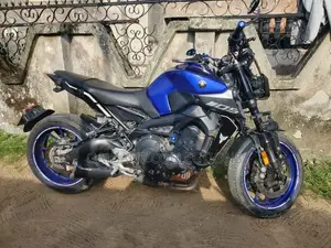 Yamaha 2022 Blue