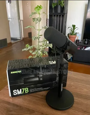Shure Sm7b Dynamic Vocal Microphone