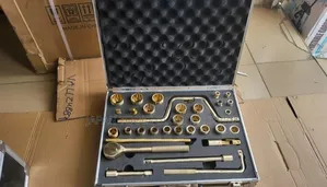 Complete Set of Non Spark Socket