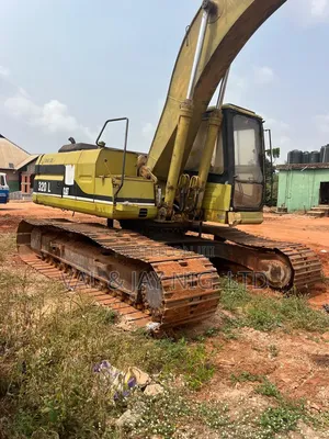 Cat Excavator 320l - Company Use - Direct to Site