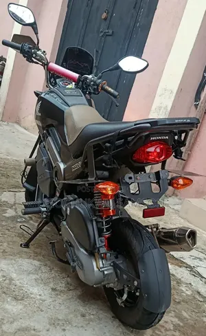 Honda 2024 Black