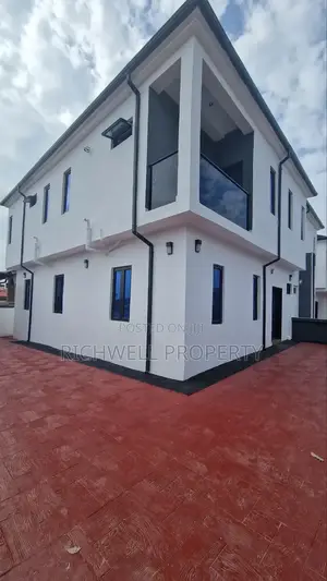 4bdrm Duplex in Bodjia, Bodija for sale