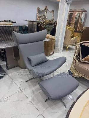 Executive Leather Relaxing Chair With Foot Rest