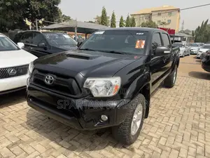 Toyota Tacoma 2015 Black