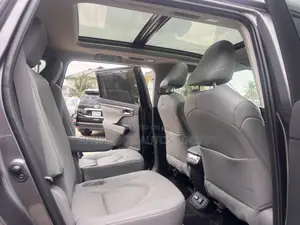 Toyota Highlander Platinum AWD 2024 Gray