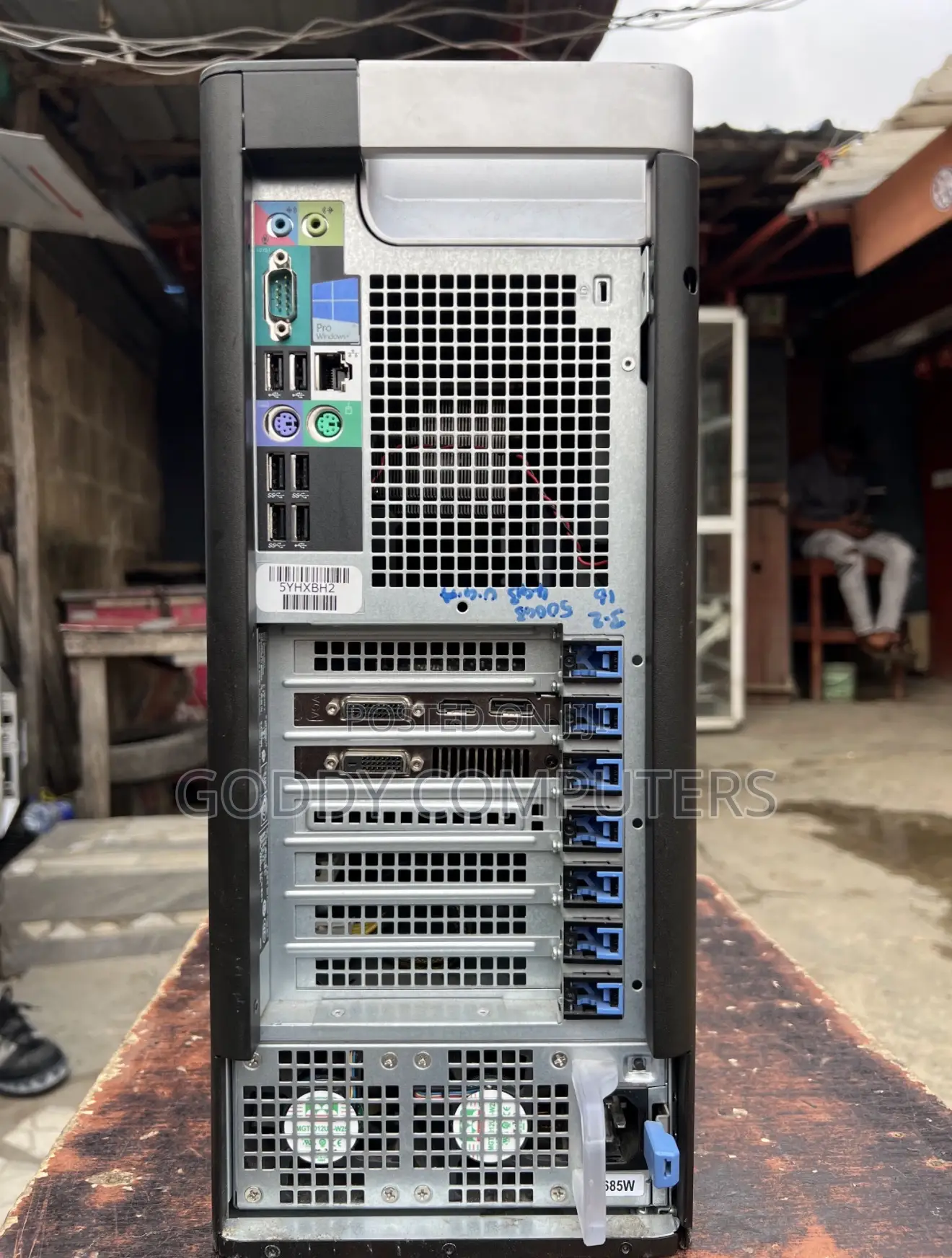 Desktop Computer Dell Precision 5810 32GB Intel Xeon HDD 1T