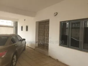 3bdrm Block of Flats in Wuye for sale