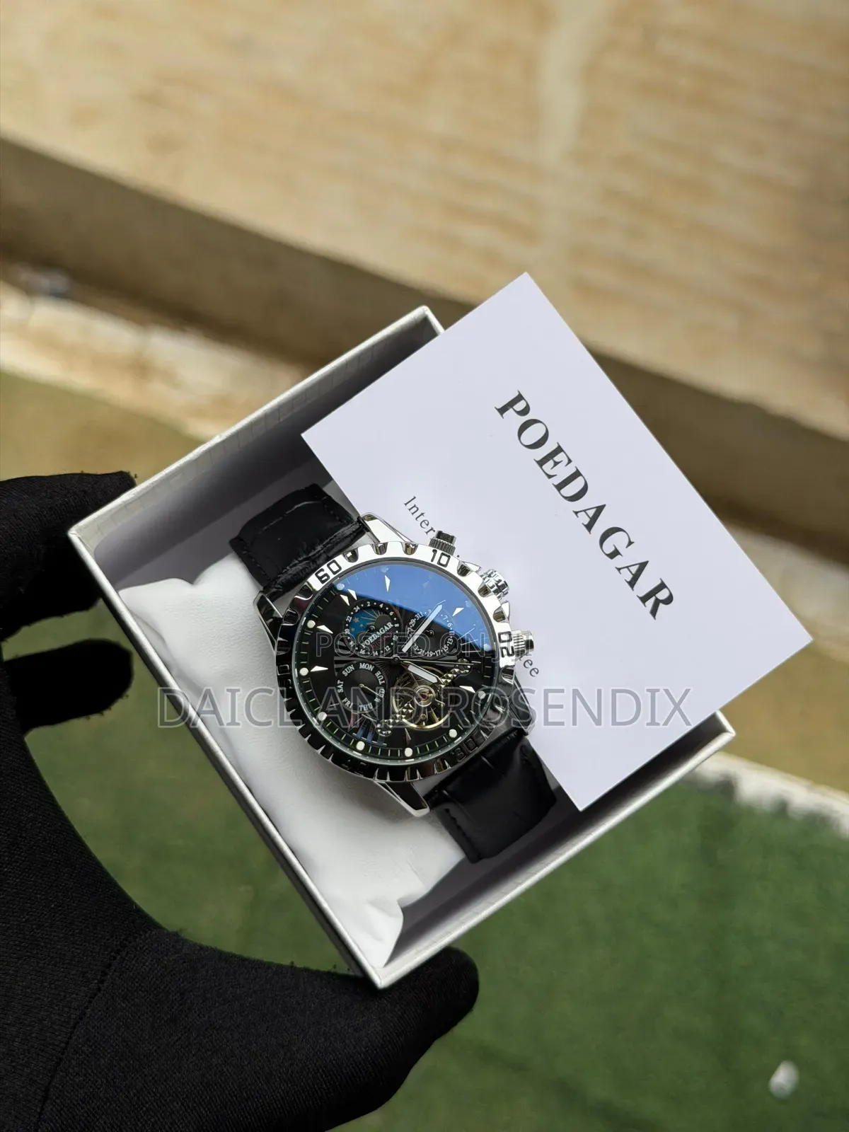 D&R Wristwatch
