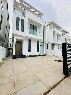 5bdrm Duplex in Chevron for sale