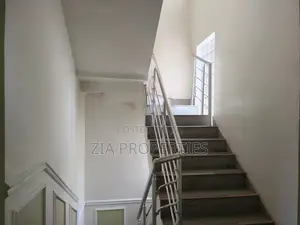 3bdrm Townhouse / Terrace in Ikate for rent
