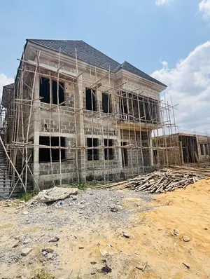 5bdrm Duplex in Apple Gardens Estate, Woji for sale