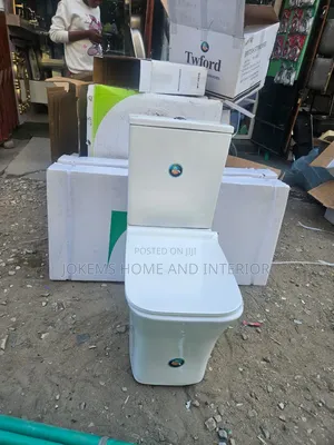 Modern Twford Close Coupled Toilet Seat