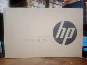 New Laptop HP 14-ep0063 8GB Intel Core i5 SSD 512GB