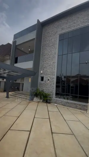 5bdrm Duplex in Apo Resettlement for sale