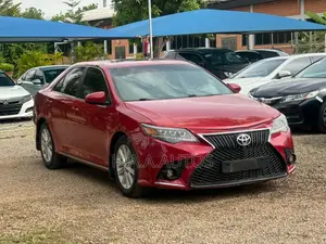 Toyota Camry XLE 4dr Sedan (2.5L 4cyl 6A) 2013 Red