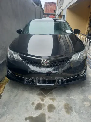 Toyota Camry SE 4dr Sedan (2.5L 4cyl 6A) 2012 Black