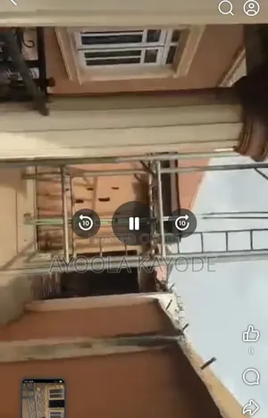 Furnished 4bdrm Block of Flats in Gbopa Ologuneru, Oyo / Oyo for sale