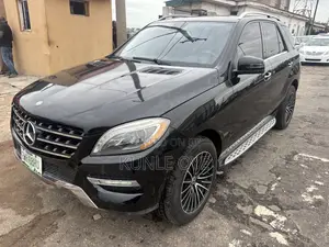 Mercedes-Benz M Class ML350 4MATIC 4dr SUV AWD (3.5L 6cyl 7A) 2014