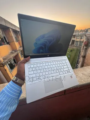 Laptop HP Pavilion 14 8GB Intel Core i3 SSD 256GB