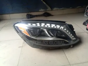 Mercedes Benz Headlight W222
