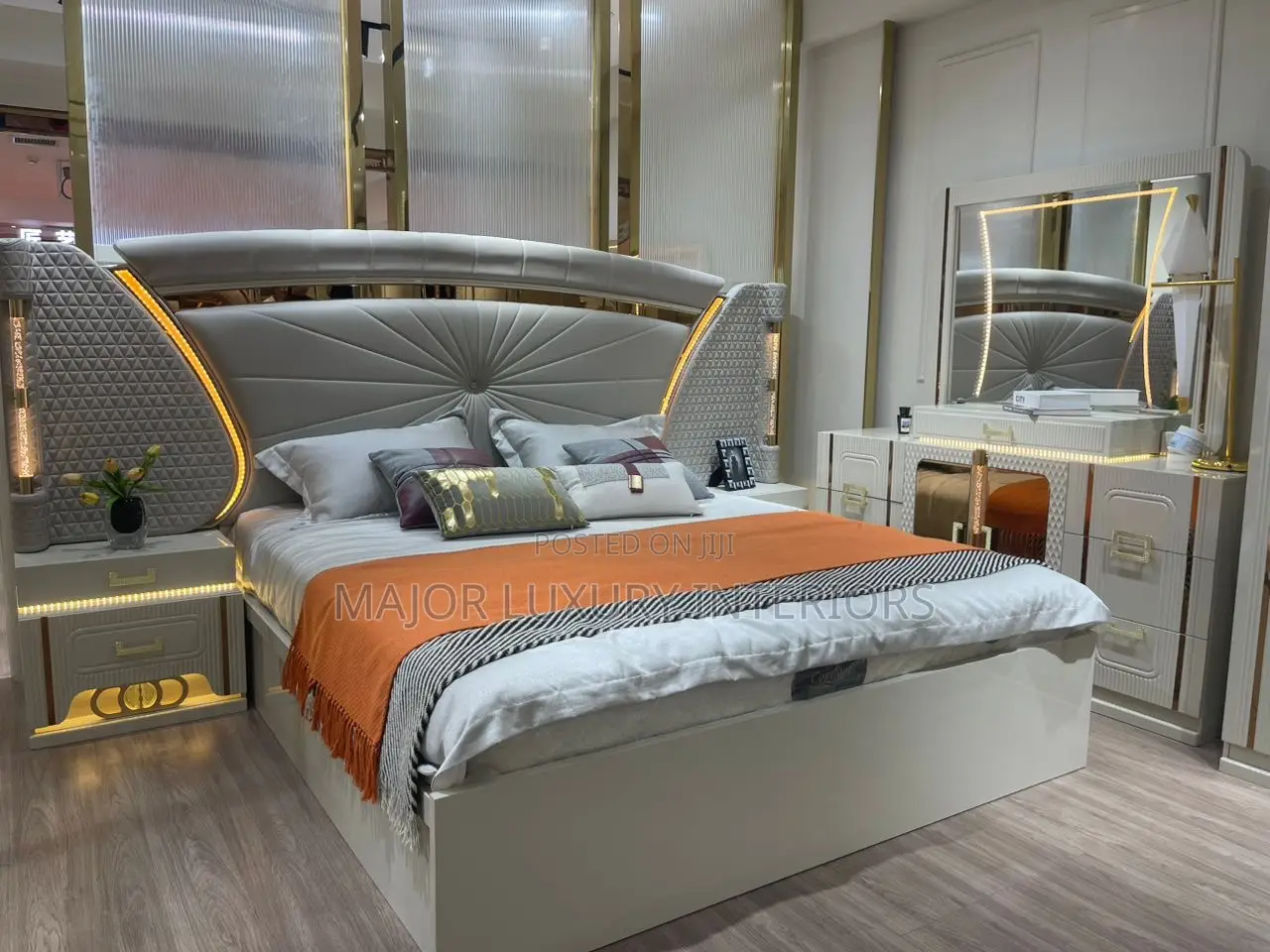 High Quality Bed and Bedframe Complete Set