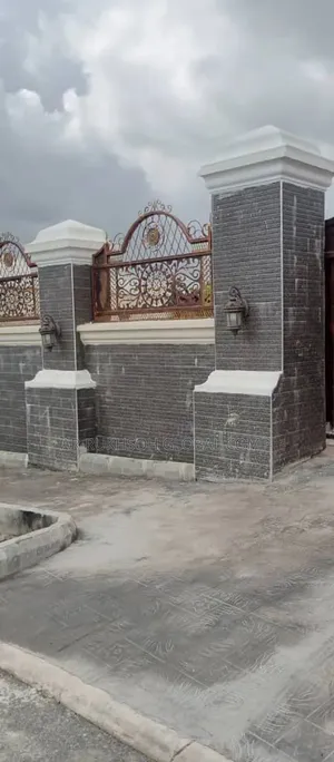 9bdrm Duplex in Guzape for sale