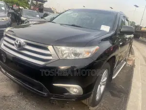 Toyota Highlander Limited 3.5l 4WD 2013 Black