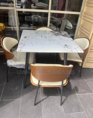 Dining Table With 4 Solid Chairs