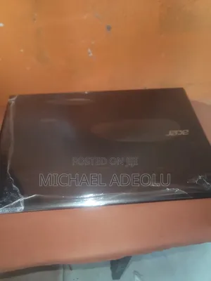 Laptop Acer Aspire E5-575 8GB Intel Core i3 HDD 500GB