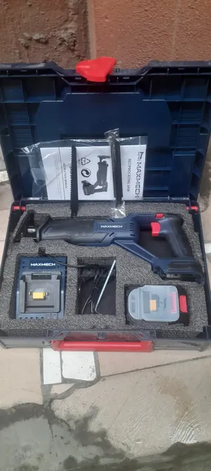 Cordless Reciprocating Saw 28v Often Called Sawzalls Or Mini Hacksaws