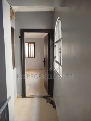 1bdrm Block of Flats in Wuse Zone for rent