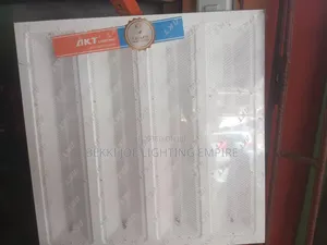 Modular Fitting Akt Light Very Bright