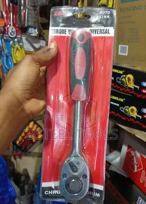 Universal Torque Wrench – Strong Accurate Tightening Tool