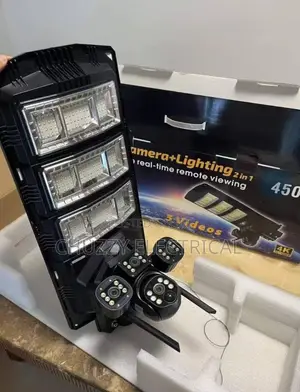 450watts 2-in-1 Solar Led Street Light With Integrated CCTV Cameras