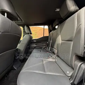 Toyota Land Cruiser Prado 2.4 Petrol 2025 White