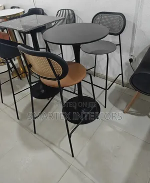 Best Quality High Barstools With Table