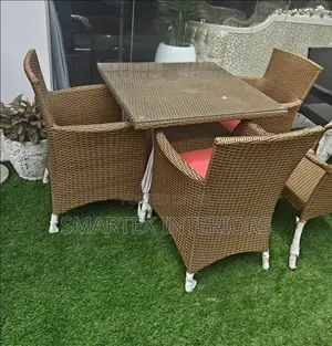 Best Quality Rattan Glass Top Table With Chairs
