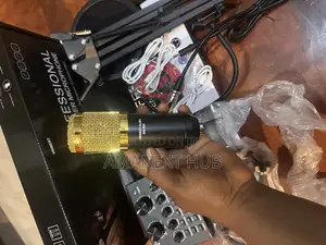 Professional Condenser Microphone With Sound Card