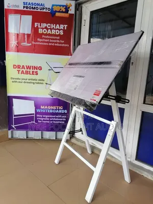 Drawing Board With Parallel Motion
